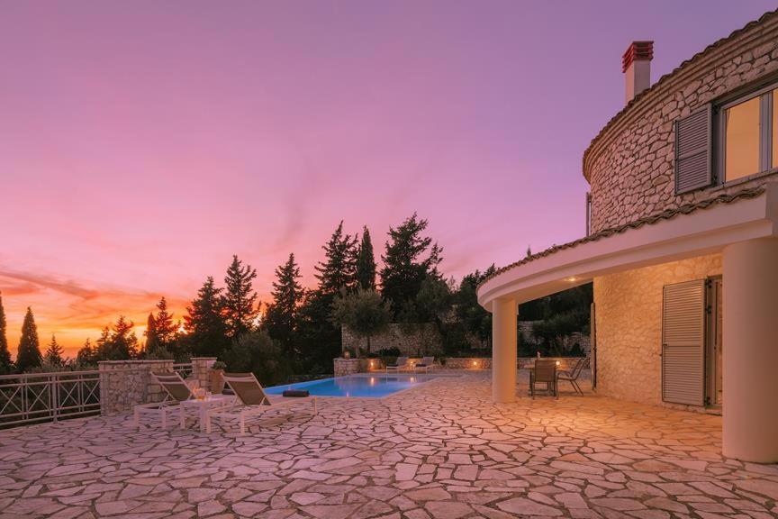 Villa The Round House Vlachopoulátika Esterno foto